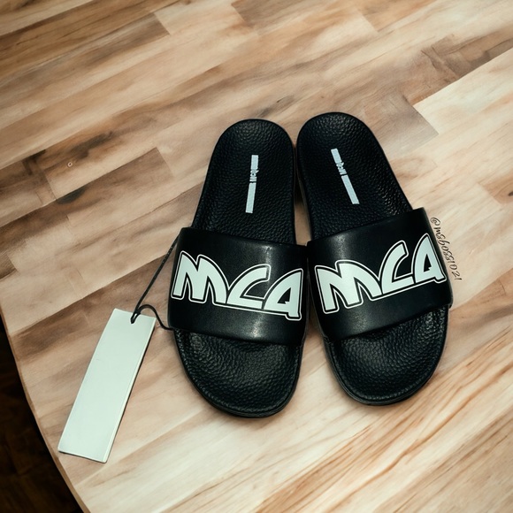 Alexander McQueen Other - MCQ ALEXANDER MCQUEEN Logo Slides NEVER WORN